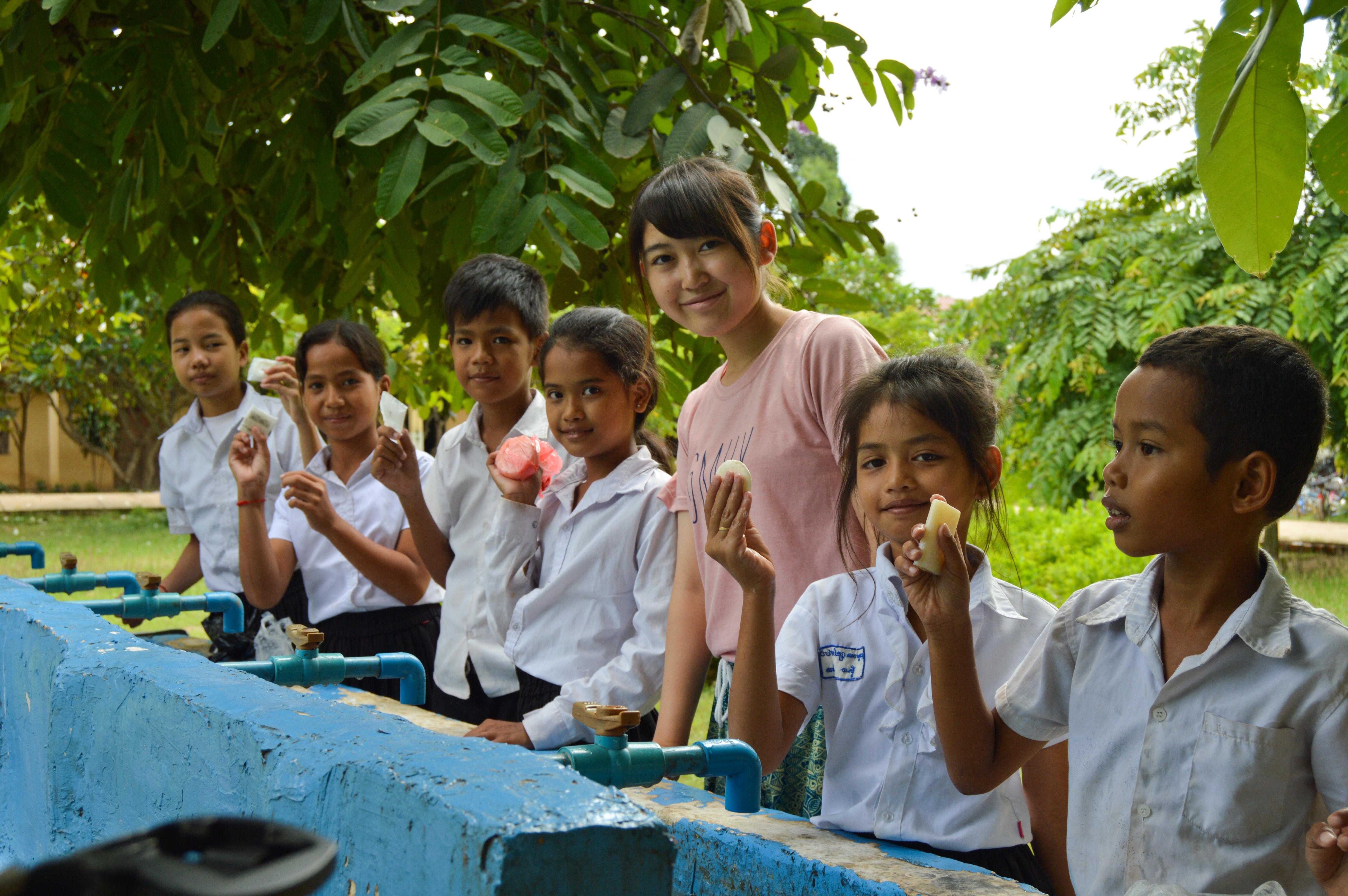 As part of their community work in Cambodia, Projects Abroad volunteers on a group trip ensure that children practice good hygiene everyday. Childcare work in Cambodia for volunteers on a group trip includes ensuring that children practice good hygiene everyday.